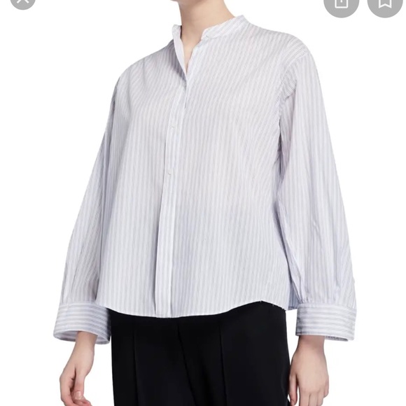 NWT Vince button down shirt with pleated back. Size XL - Picture 4 of 10